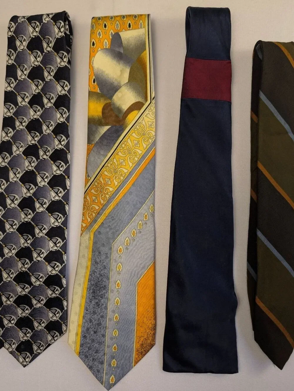 4 Men's Vintage Silk Ties by J. Garcia, Valentino, Vitaliano Pacaldi,  Unbranded